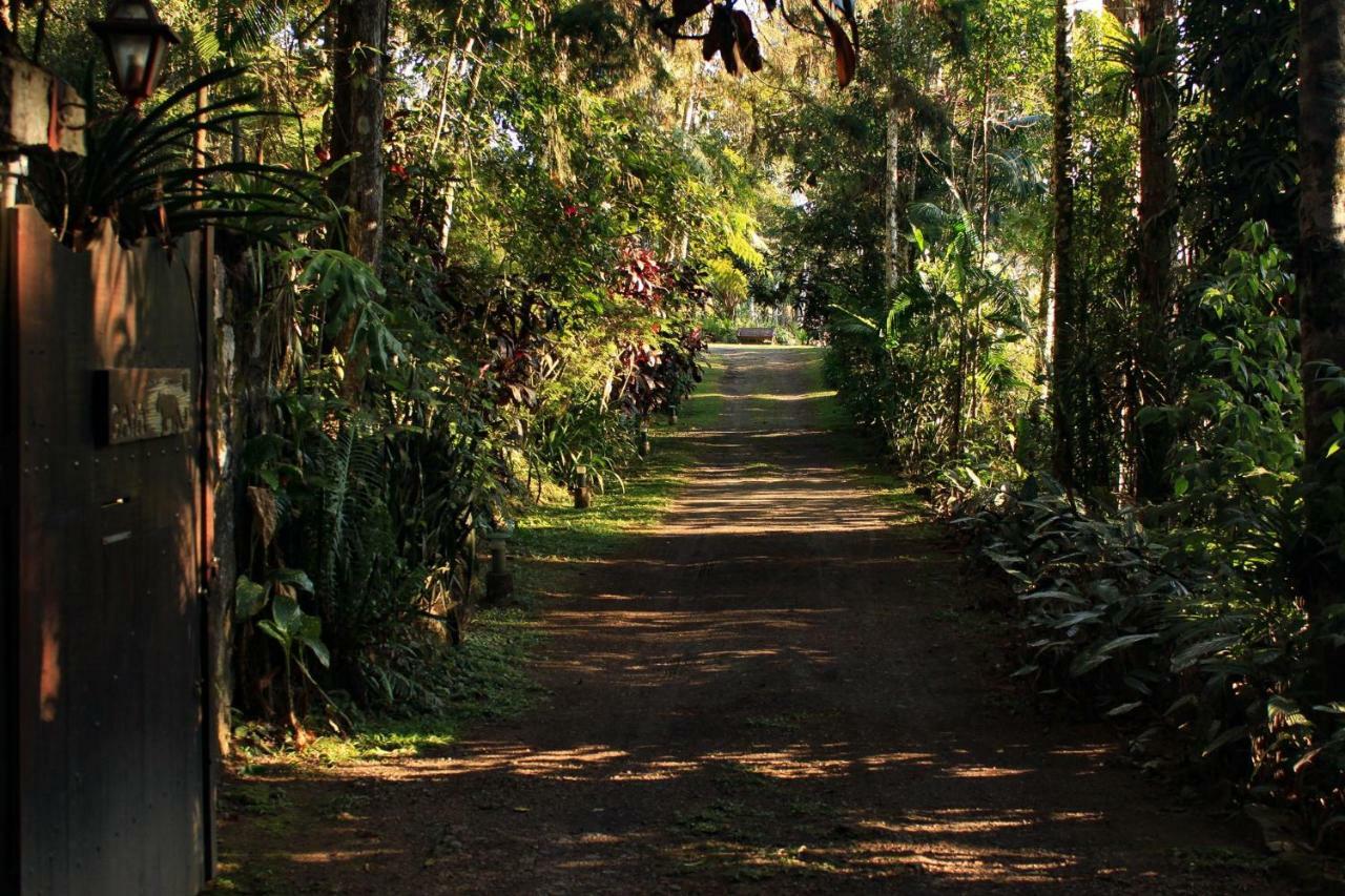 Quarto Varanda - Residencia Gaia Itatiaia イタチアイア エクステリア 写真